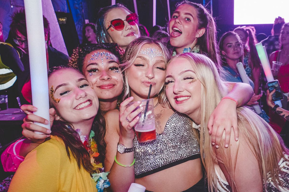 Glitterfest Summer Party – Sept 2021